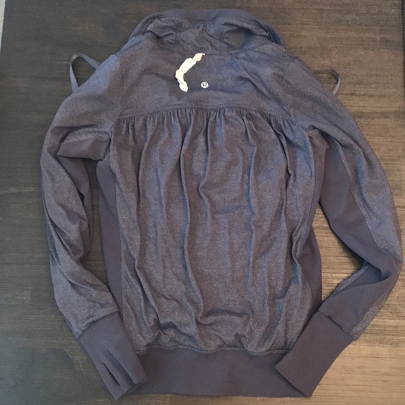 Extremely RARE Lululemon reversible full zip - Picture 10 of 10